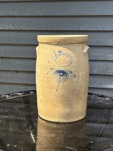 Antique 5 Gallon Bee Sting Lazy Eight Bullseye Salt Glaze Butter Churn Crock - Picture 1 of 16