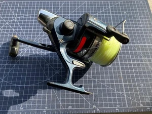 Carrete de pesca Daiwa Emblem-X 4500A - Excelente fundición a distancia, usado - Imagen 1 de 4
