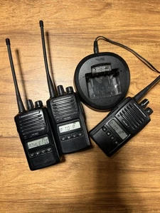 3- Vertex Motorola Handheld Two-Way 16-Channel Transceiver 5W - UHF Display - Picture 1 of 4