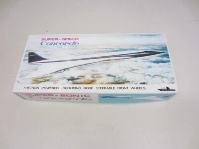 Vintage T.M. No. Avión de fricción de plástico 319A SUPER-SONIC CONCORDE 12" NUEVO DE STOCK Foto 1 de 4