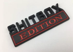 Emblem Shitbox Edition Schwarz Auto Schrott Crap Alt Rost - Picture 1 of 1