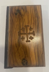 Holy Bible New Testament Wooden Cover Jerusalem Cross - Imagen 1 de 8