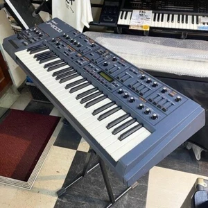 Roland JP-8000 Synthesizer | 49-Key | Supersaw | 1996 Virtual Analog Rare Japan - Picture 1 of 4