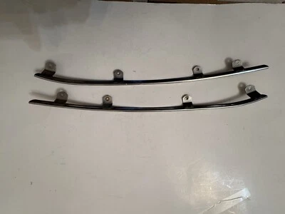  OEM GM 1966–67 Pontiac GTO Lemans Tempest 2-Dr Door Edge Guard Adell Detroit,MI - Image 1 of 3