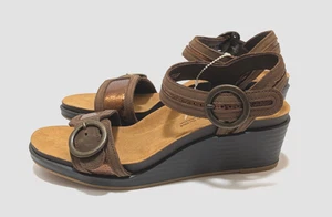 *NUEVO* Talla 7 - SAS - SEIGHT Sandalia Cuña Cuero Edad de Bronce Correa HECHA EN EE. UU. - Imagen 1 de 11