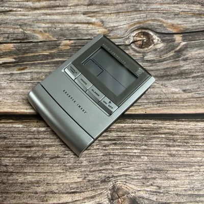 Radio-controllend travel clock (The Sharper image) - Image 1 of 4