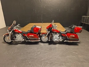 2 Maisto 1:12 Harley-Davidson Custom 2013 FLHTK Electra Glides Ultra Limited  - Picture 1 of 10