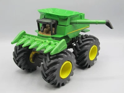 JOHN DEERE ERTL Monster Treads Shake & Sounds 9" Combine Harvester Farm Tractor - Image 1 of 4