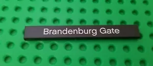 New! Lego Monument Sign Tile  Berlin Peace Gate BRANDENBURG World  Germany 1x8 - Picture 1 of 1