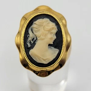 Vintage Hand Carved Shell Cameo Black Stone Background Gold tone Brooch Pin  - Picture 1 of 21