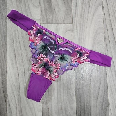 Tanga de encaje floral púrpura brillante Ann Summers Wildflower talla US 4 Foto 1 de 4