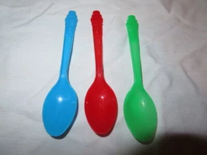 3 Vtg Plastic Mr. Softie Spoons Red Blue Green - Picture 1 of 4