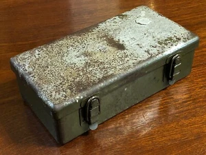 WW2 Korean War US Army USGI Jeep Motor Vehicle First Aid Kit OD Green Metal Box - Picture 1 of 14