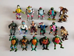 Lotto (16) figurine vintage Teenage Mutant Ninja Turtles 1989 - Foto 1 di 12