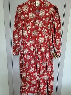  LAURA ASHLEY Dress Women's Sz 10 Prairie Cottagecore Lace Collar Red  Floral  - Image 1 of 4