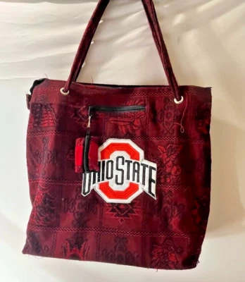 Ohio State Buckeyes Rojo y Negro Cartera Tapiz Estilo Bolso de Mano Bolso para Libros Bolso para Abanicos Foto 1 de 4