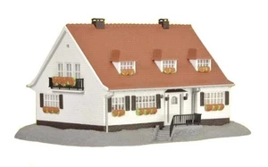 Kibri H0 Landhaus Cloppenburg 8332 - Picture 1 of 1