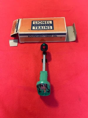 C7 LIONEL POSTWAR #153 AUTOMATIC BLOCK SIGNAL CONTROLLER W/BOX - Image 1 of 4