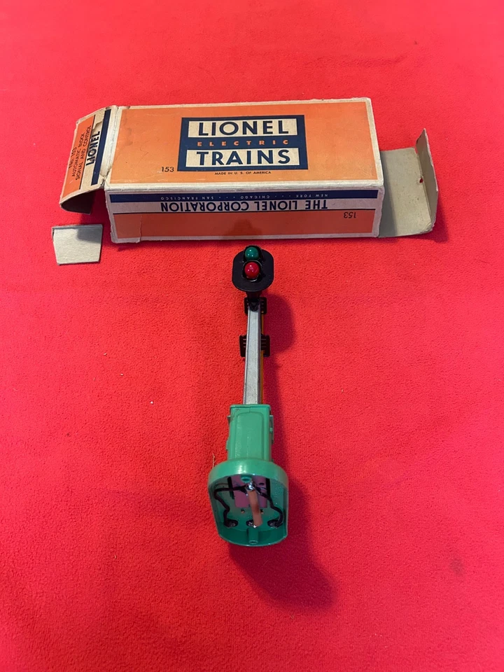 C7 LIONEL POSTWAR #153 AUTOMATIC BLOCK SIGNAL CONTROLLER W/BOX - Image 1 of 4
