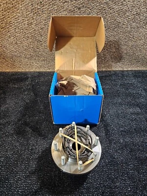 Conjunto de cojinete de rueda y buje SKF BR930553 para 13-18 Ram 2500 3500 Foto 1 de 4