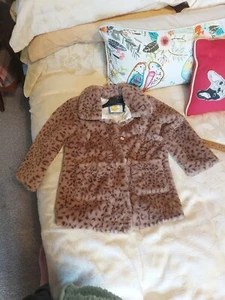 Childs Faux Fur Coat By Boden 4/5 Years - Picture 1 of 4