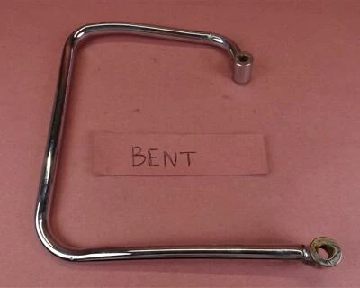 1998-2015 YAMAHA V STAR 650 XVS650 Left Saddlebag Mount Bracket - Image 1 of 4