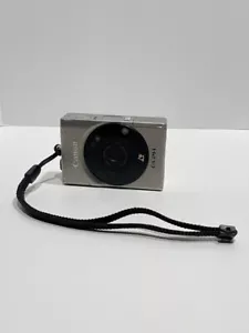 Canon ELPH APS 240 Point & Shoot Film Camera - Zoom Lens - Black & Silver - Picture 1 of 11