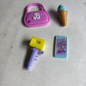 Barbie Brooklyn Patín Fiesta Bestias Bolso Y Accesorios Para Muñeca Nuevo Cartera Rosa - Imagen 1 de 10