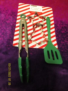NWT 4 pc Christmas Tree Cookie Cutter Set Includes: 9" Tongs / Silicone Set - Picture 1 of 7