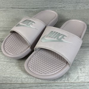 Las ofertas en Sandalias para mujeres Nike Benassi