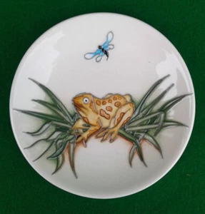 MOORCROFT “FROGGIES FLY” COASTER by KERRY GOODWIN - 2009. - Picture 1 of 7