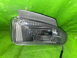 1996 - 1998 Dodge Grand Caravan Fog Light Lamp Assembly Left - Picture 1 of 10