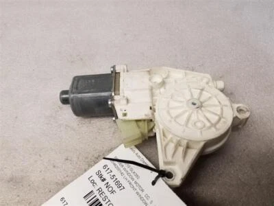 Mercedes-Benz GLK350 2010-15 - Motor ventana delantera izquierda - 2048200142 - R326554 Foto 1 de 4