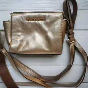 Michael Kors Mini Selma Leather Crossbody Bag - Gold - Picture 1 of 3