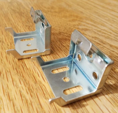 1-дюймовые центральные опоры для жалюзи Levolor от Blinds Levelor  - Изображение 1 из 4