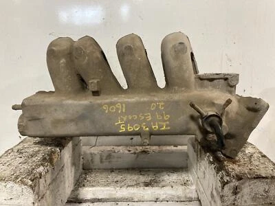 Used Upper Engine Intake Manifold fits: 1999 Ford Escort 4-121 2.0L SOHC Federal Foto 1 de 4