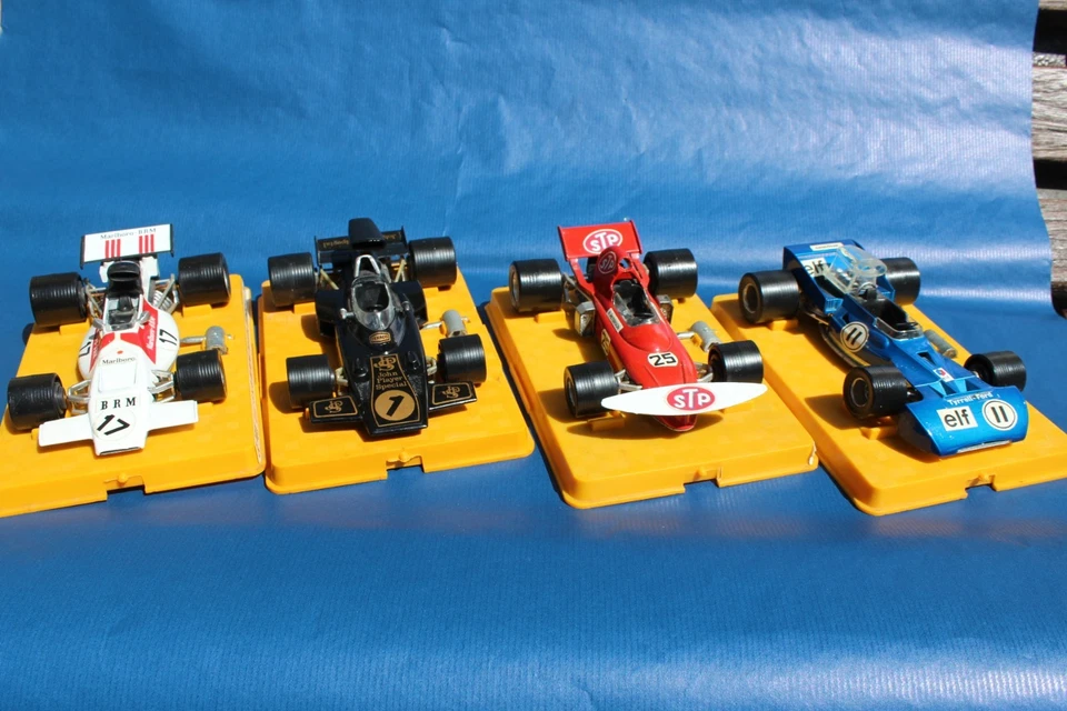 Lotto composto da 4 Formula 1 anni 70 della Politoys: BRM, LOTUS, MARCH, TYRRELL - Immagine 1 di 2