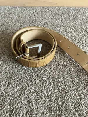 Cinturón italiano de piel de becerro de cocodrilo Calvin Klein para mujer talla grande Foto 1 de 4