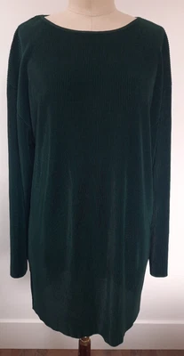 VTG Express Tricot Women's Size M Top Shirt Tunic Long Sleeves Pleated Green - Image 1 of 4
