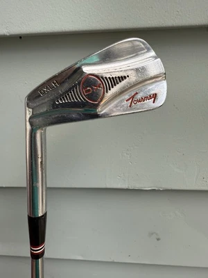 Left handed Macgregor DXLH tourney 2 iron golf club - Image 1 of 4
