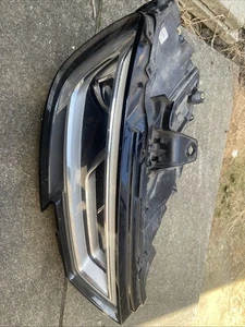 Audi A3 Headlight Drivers Side, Daylight Running Light Issue 8v0941034d - Picture 1 of 6