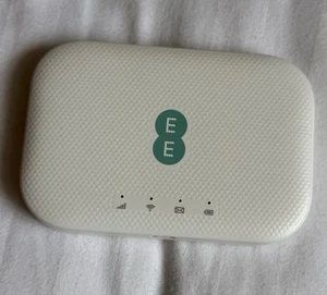 EE 4GEE WiFi Mini EE71 4G Mobile WiFi Broadband Device Dual Band LTE Cat7 - Picture 1 of 1