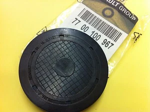 Renault Master Trafic ,Espace Timing Cover diesel pump blanking plug 110214061R - Picture 1 of 2