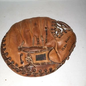 Vintage Hutch Bill Dickey Catchers Mitt Right Hand Throw Baseball Glove Mitt - Picture 1 of 7