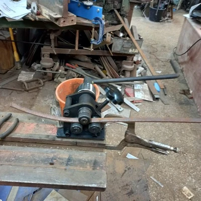 Round bar and flat bar rolling metal rings manual small jobs - Image 1 of 4