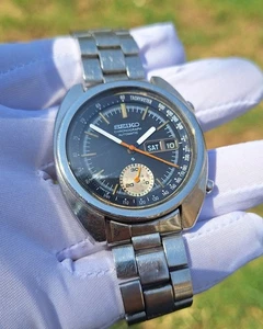 SEIKO 6139-6012 Automatic Chronograph Watch Vintage Mens Black Dial 17 Jewels - Picture 1 of 10