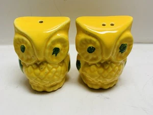 Vtg Ceramic Owl Salt & Pepper Shakers Bright Yellow (33) - Picture 1 of 3