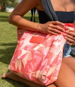 B Swim Serenade Waterproof Reversible Beach Bag Brand New. Beachly NEW - Picture 1 of 2