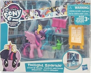 My Little Pony Friendship is Magic Twilight Sparkle Loves To Study Mini Set - Picture 1 of 2