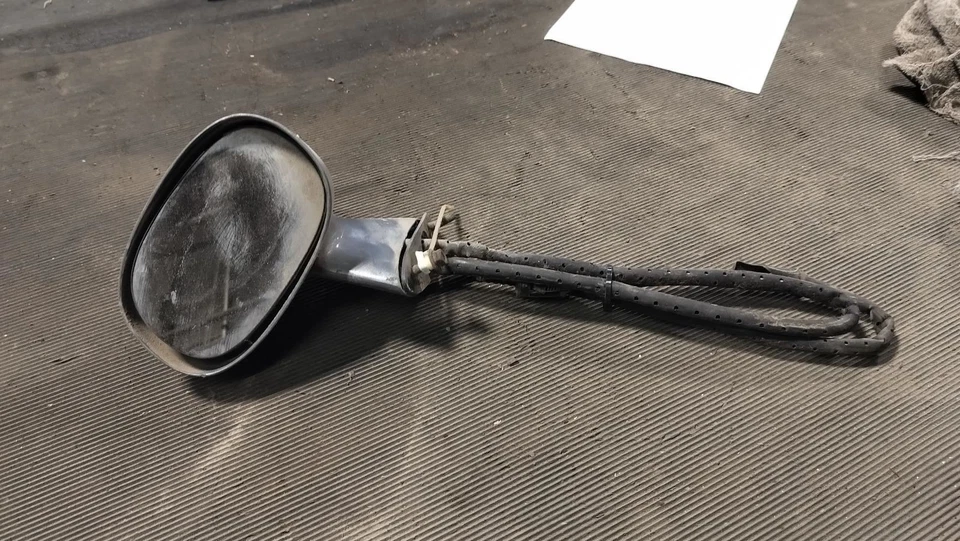 Cable de espejo retrovisor lateral izquierdo del conductor pintado para 78-85 MALIBU 605932 Foto 1 de 4